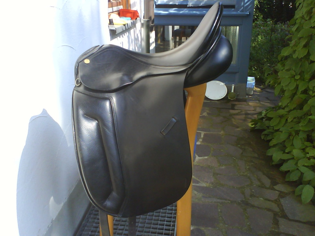 Verkaufe Dressursattel - günstig - Pferdezubehoer - Vellberg
